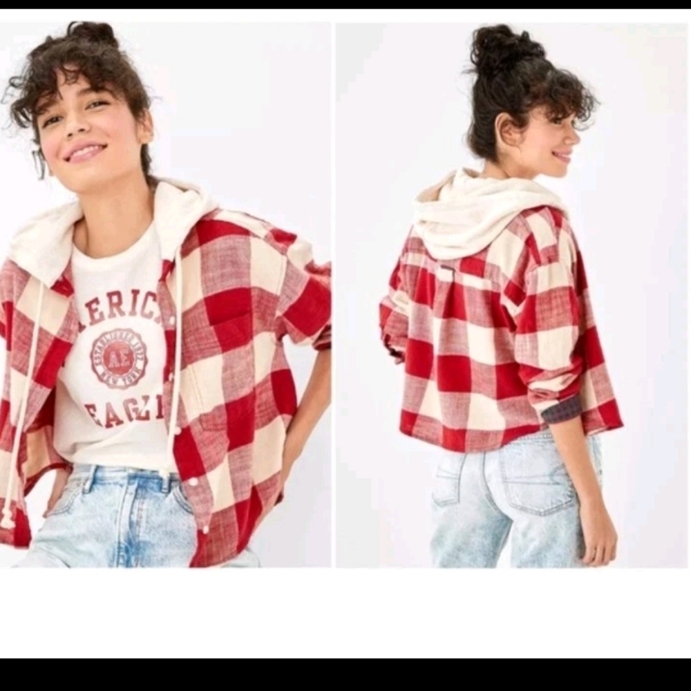 American Eagle Red Plaid Flannel Hooded Button-Up Lightweight Cropped Shirt L